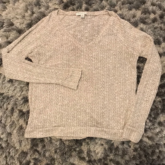 Cream/Gray Knit Top Sweater from American Eagle! - Picture 1 of 3
